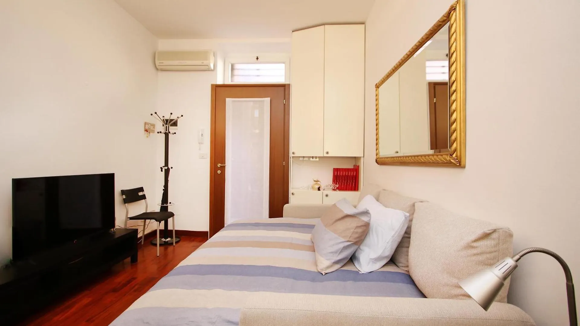 Appartamento Brera Moscova Milan Apartment