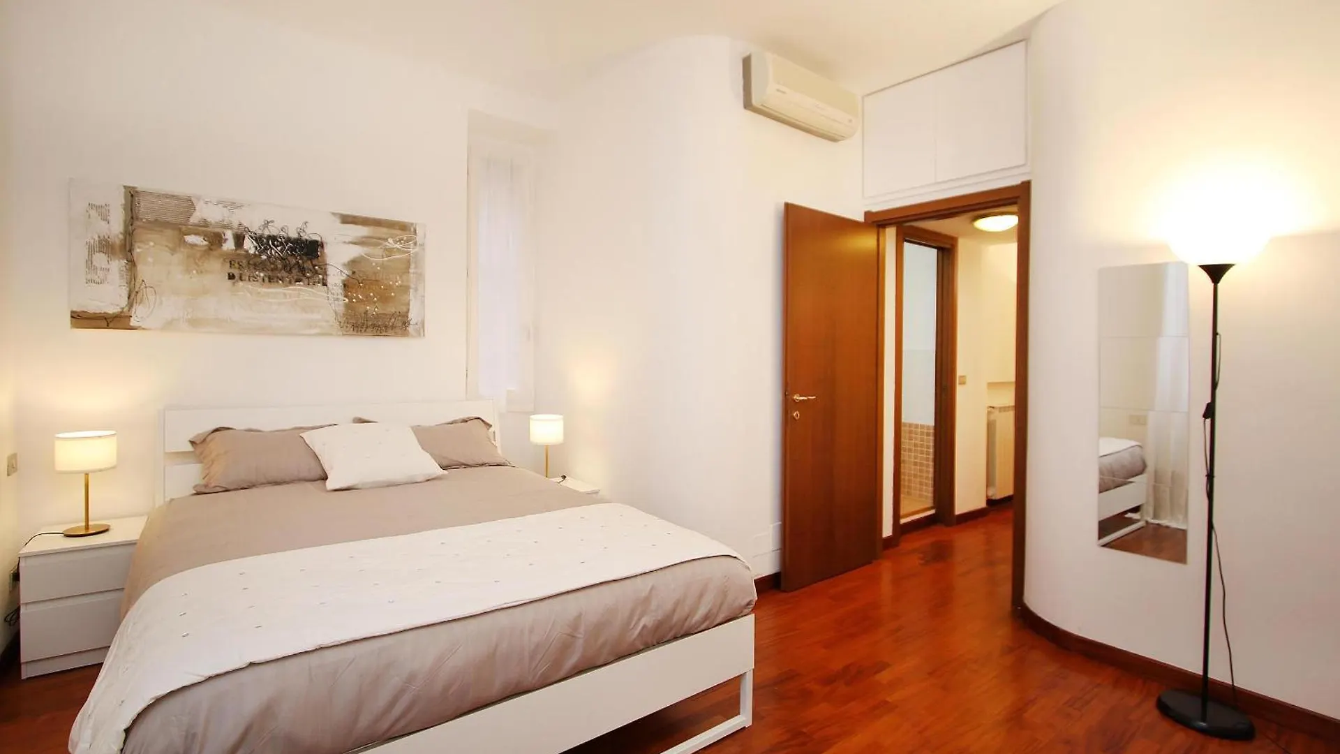 Appartamento Brera Moscova Milan Apartment