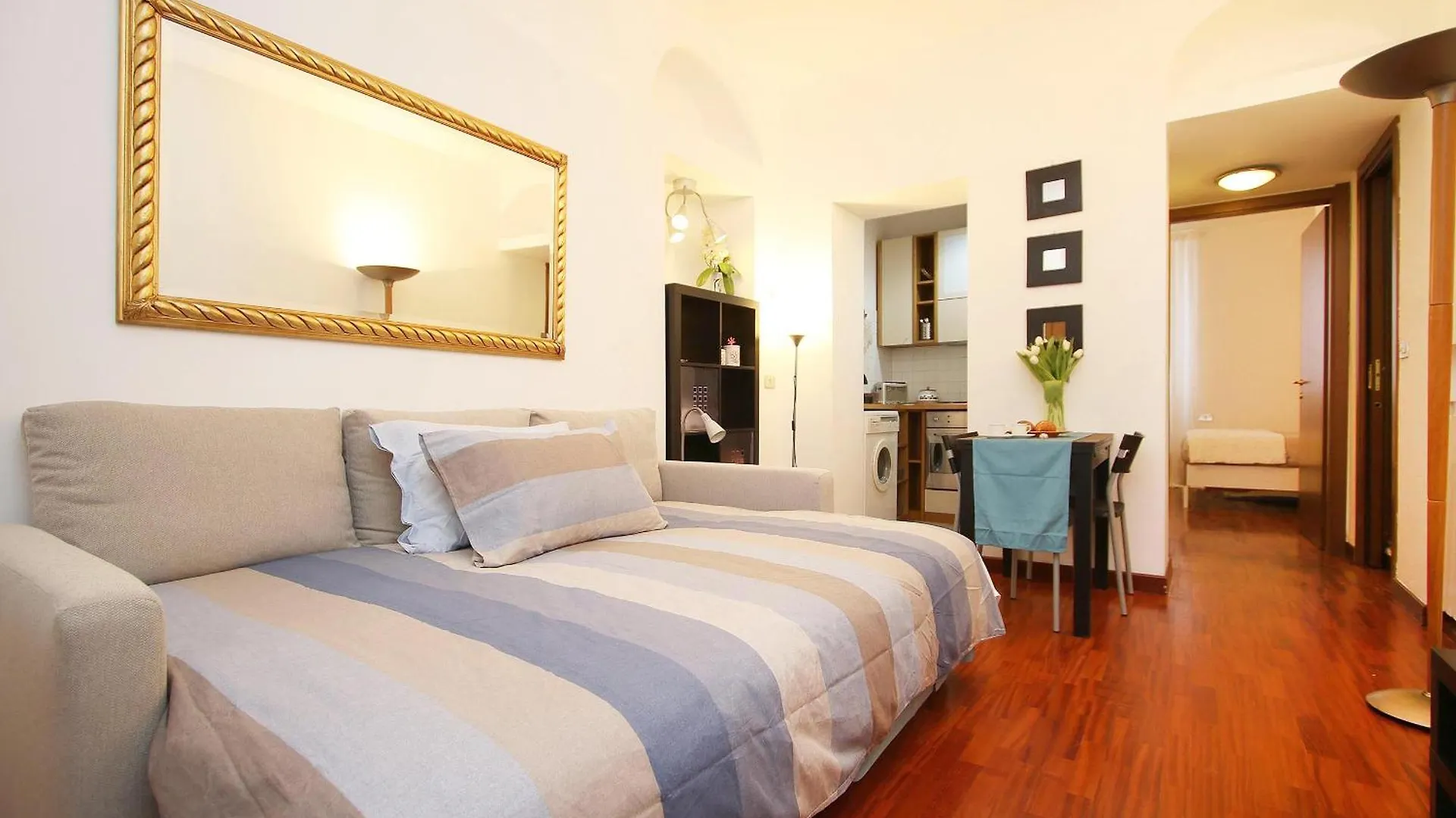 Apartment Appartamento Brera Moscova Milan